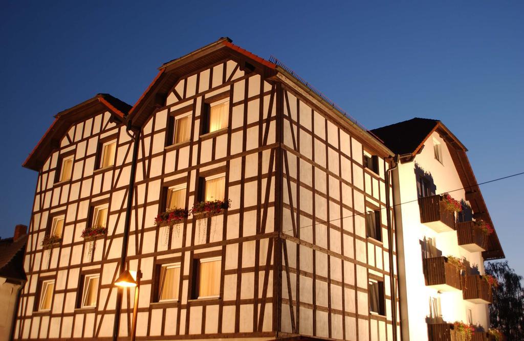 Adler Golf-& Tagungshotel Harth-Poellnitz Exterior foto